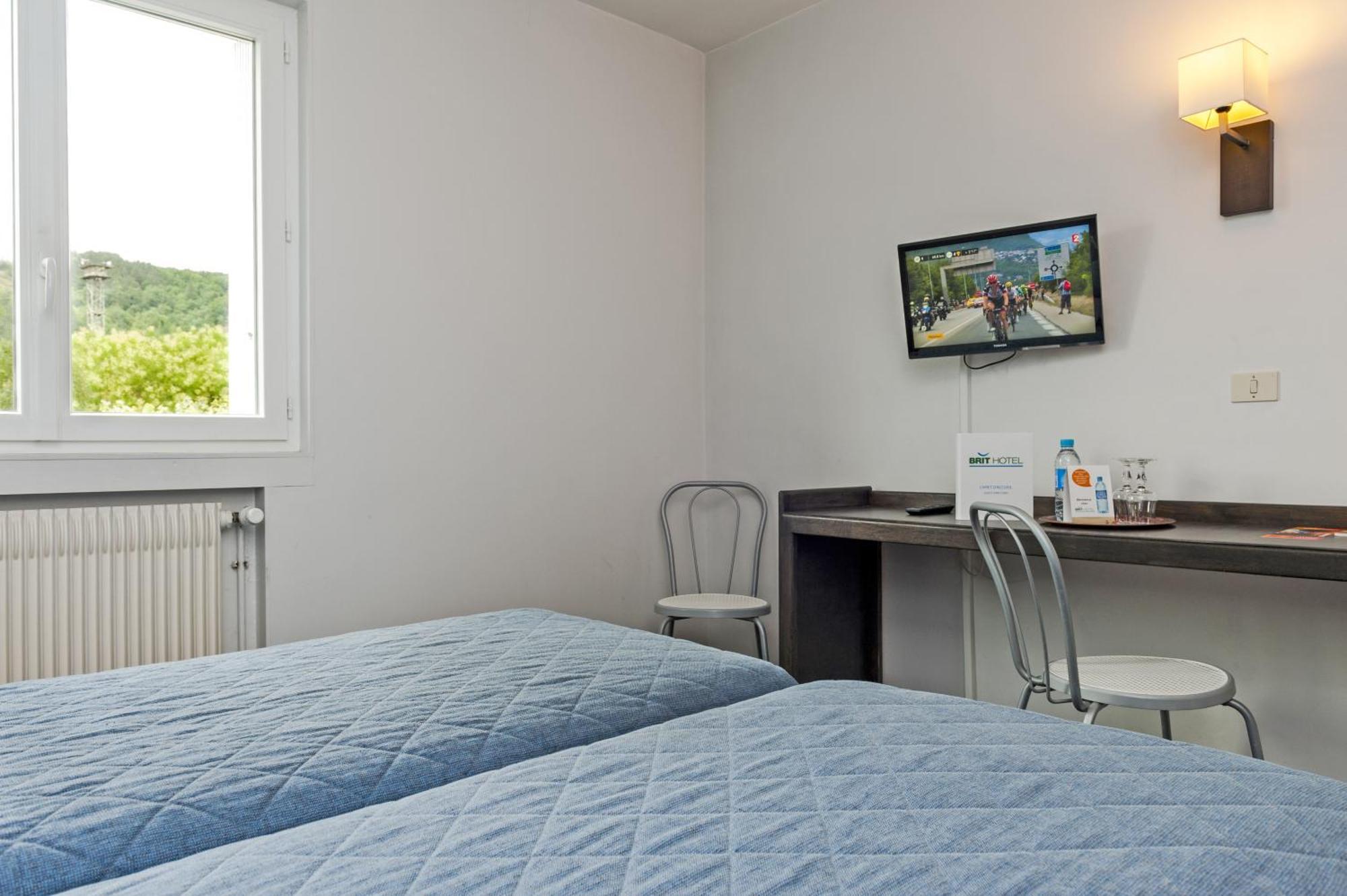 Brit Hotel Cahors - Le Valentre Bagian luar foto